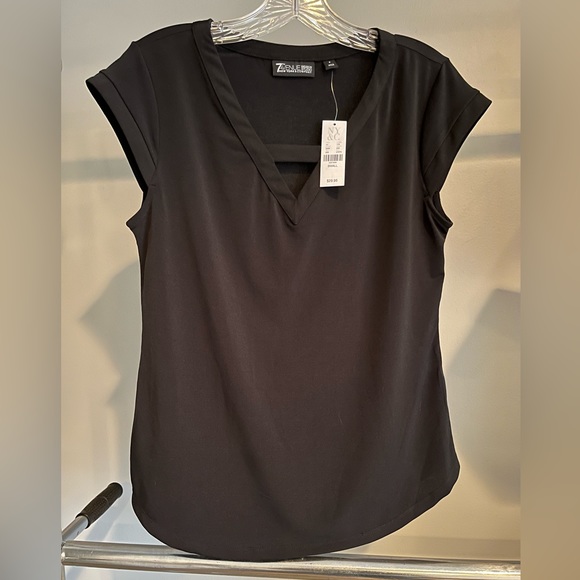7th Avenue Design Studio short sleeve blouse. Black. - Picture 5 of 6